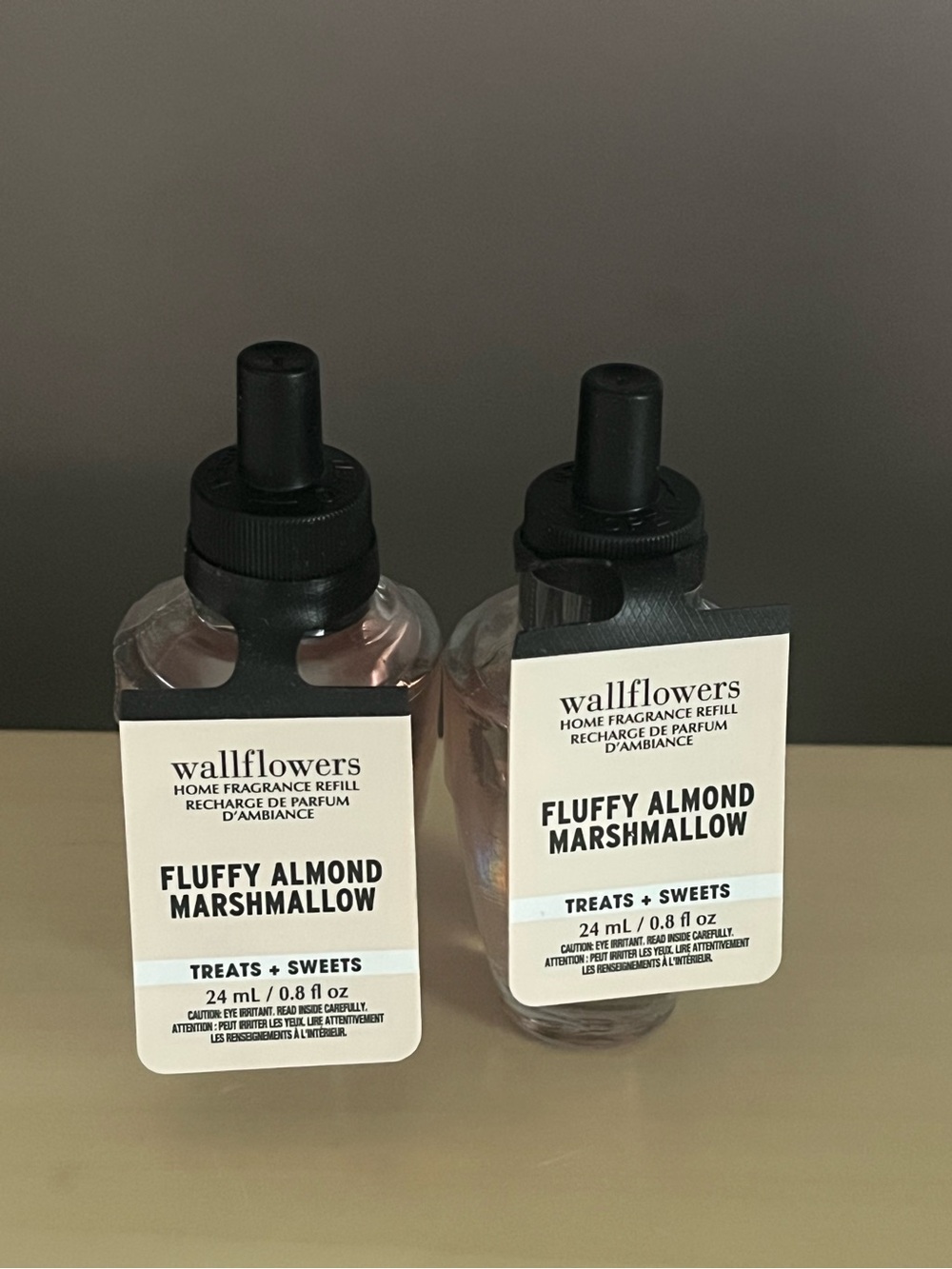 New Two White Barn Bath Body Works Fluffy Almond Marshmallow Wallflowers Refills